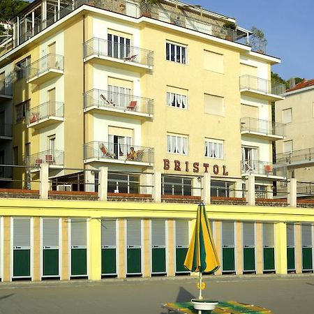 Hotel Bristol Laigueglia Exteriör bild